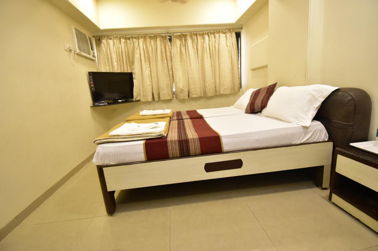 Hotel Kalpana Palace, Mumbai Ngoại thất bức ảnh