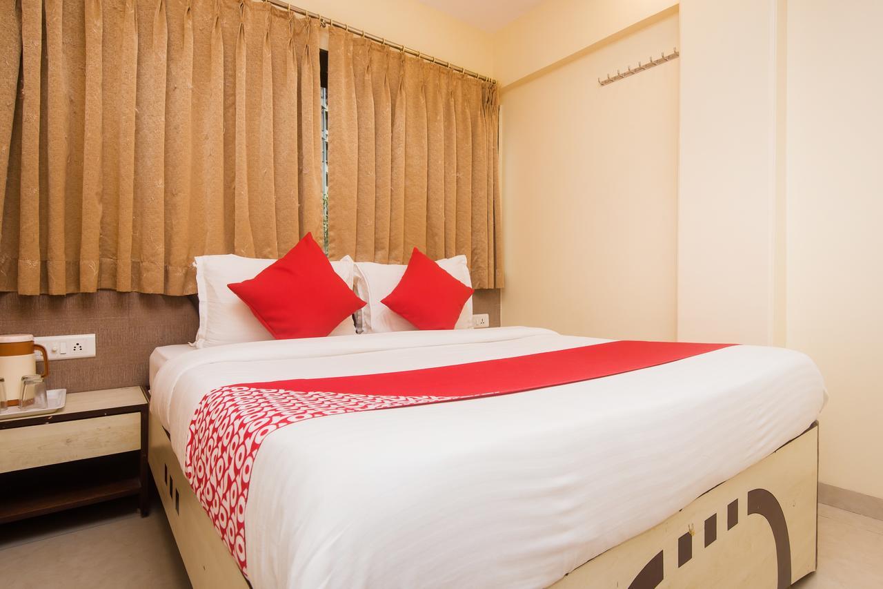 Hotel Kalpana Palace, Mumbai Ngoại thất bức ảnh