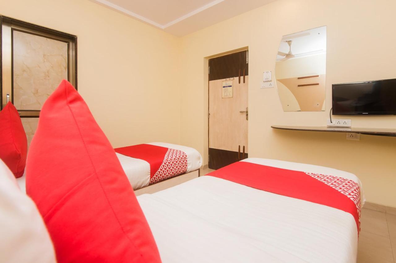 Hotel Kalpana Palace, Mumbai Ngoại thất bức ảnh