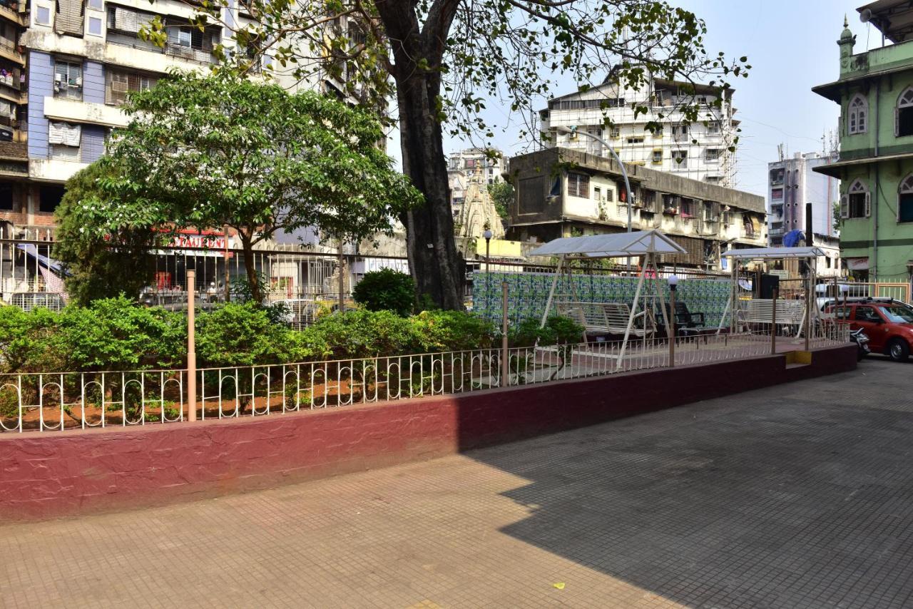 Hotel Kalpana Palace, Mumbai Ngoại thất bức ảnh